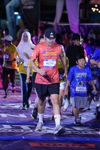 BIB: 4039, 3453
                            <button type="button" onclick="openModal(26225457)" class="btn btn-primary btn-sm float-right btn-popup" data-toggle="modal" data-target=".modal-high-quality">
                        <i class="fas fa-shopping-cart"></i> Add to Cart
                    </button>
                                            <button type="button" onclick="isThisMe(26225457, true)" class="btn btn-success btn-sm float-right btn-popup btn-isme hidden" data-toggle="tooltip" data-placement="bottom" title="นี่คือรูปของคุณใช่ไหม คลิกที่นี่เพื่อเอาเข้าอัลบั้ม">
                        <i class="fas fa-plus"></i> Add to album
                    </button>
                    <button type="button" onclick="isThisMe(26225457, false)" class="btn btn-warning btn-sm float-right btn-popup btn-isnotme hidden">
                        <i class="fas fa-ban"></i> Remove from album
                    </button>